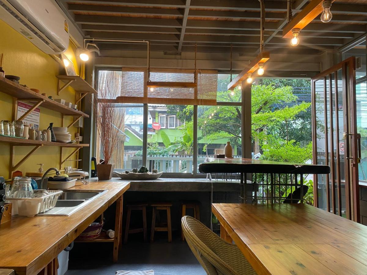 Nesuto Hostel Ramkamhaeng 52 Bangkok Eksteriør billede