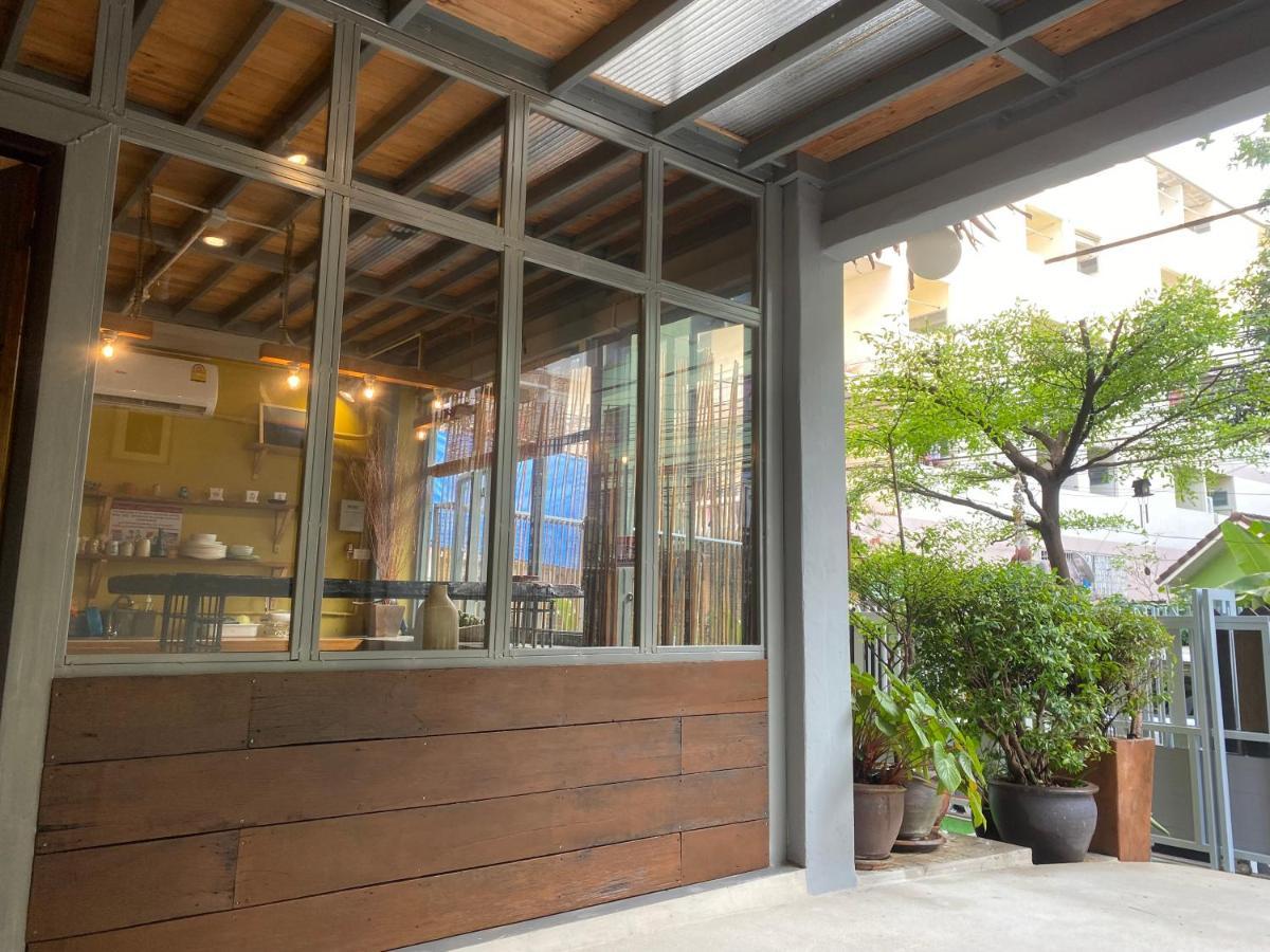 Nesuto Hostel Ramkamhaeng 52 Bangkok Eksteriør billede