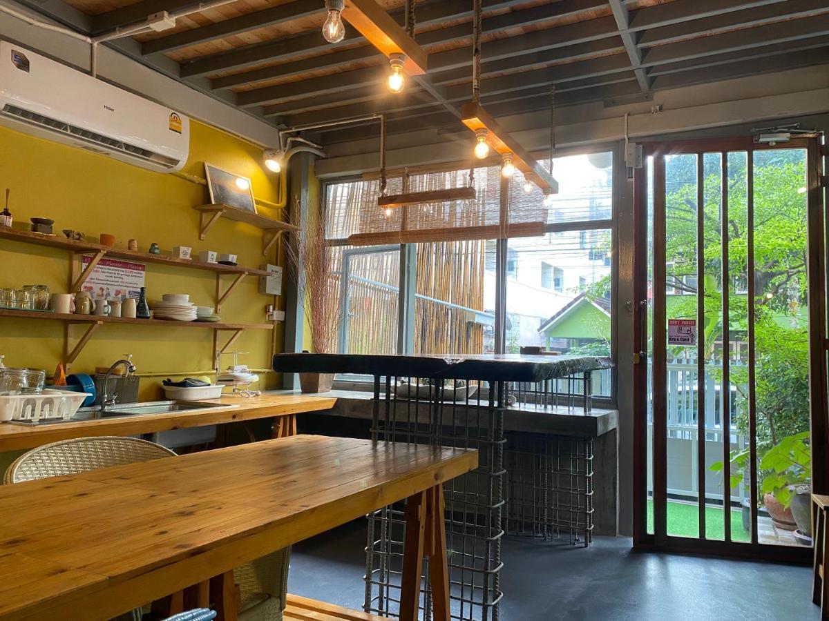 Nesuto Hostel Ramkamhaeng 52 Bangkok Eksteriør billede