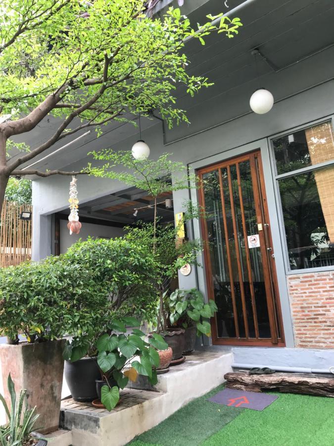 Nesuto Hostel Ramkamhaeng 52 Bangkok Eksteriør billede