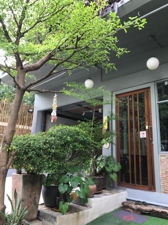 Nesuto Hostel Ramkamhaeng 52 Bangkok Eksteriør billede