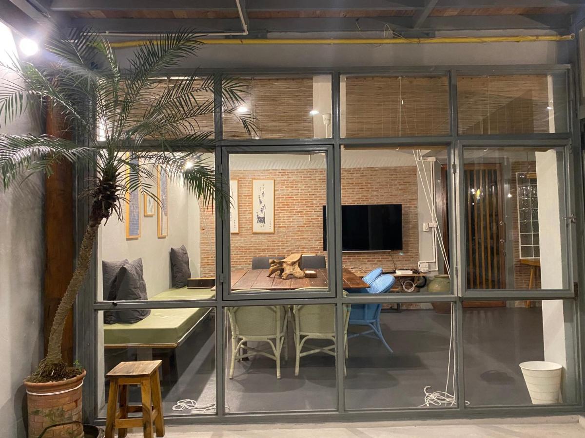 Nesuto Hostel Ramkamhaeng 52 Bangkok Eksteriør billede
