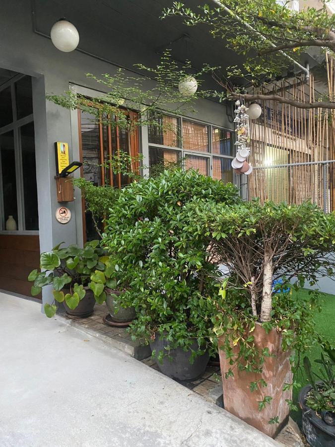 Nesuto Hostel Ramkamhaeng 52 Bangkok Eksteriør billede
